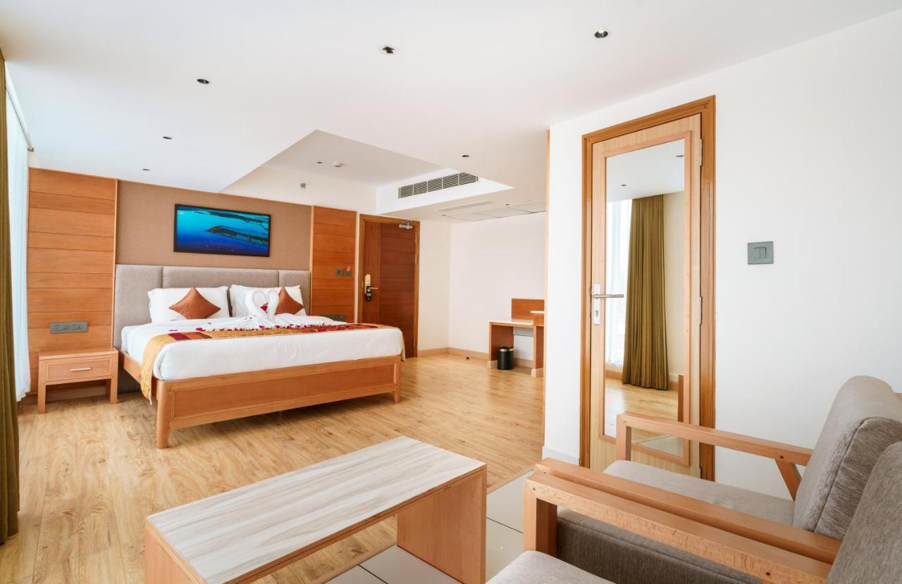 Townbridge Hotels & Suites Kochi Kültér fotó