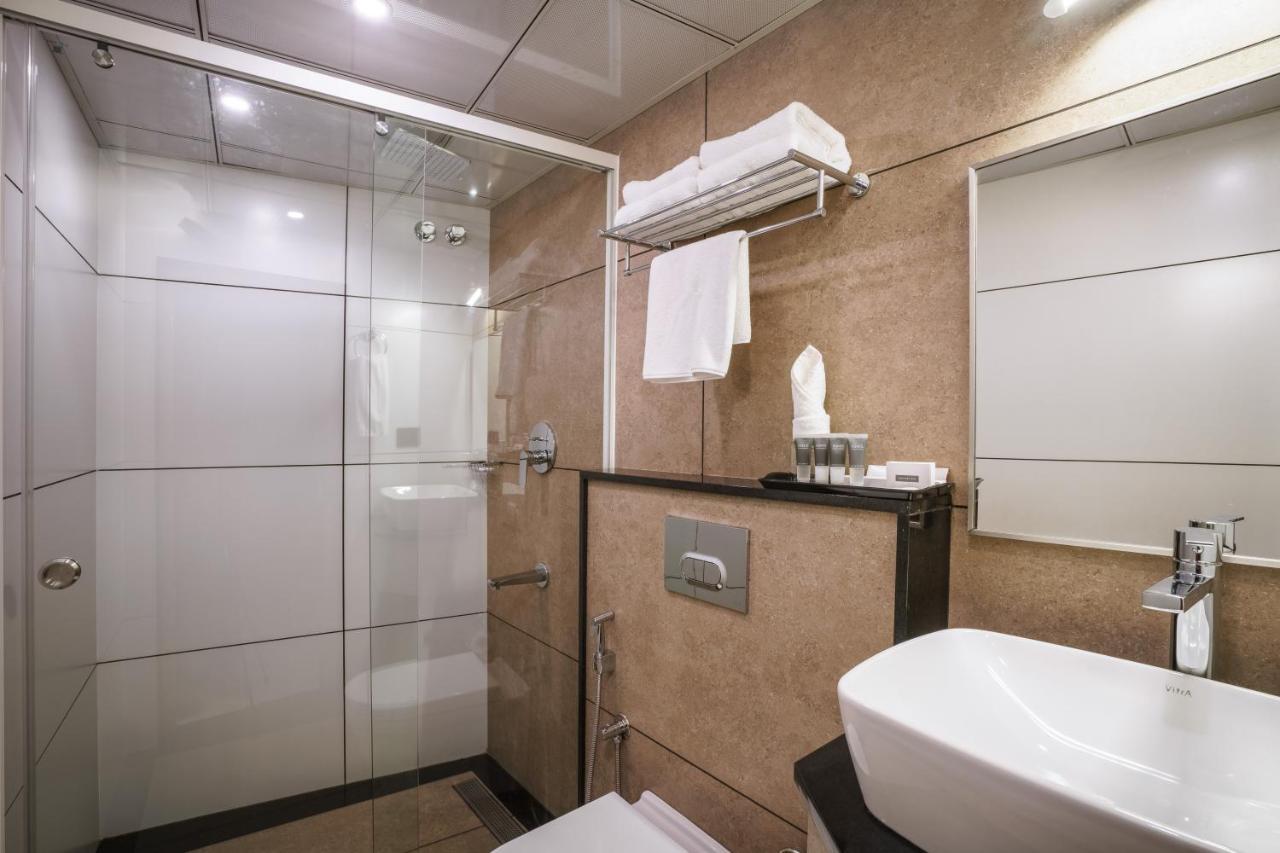 Townbridge Hotels & Suites Kochi Kültér fotó