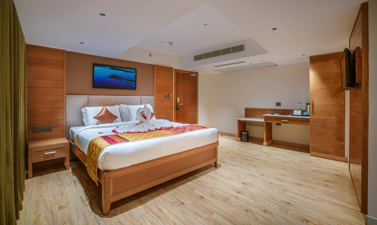 Townbridge Hotels & Suites Kochi Kültér fotó