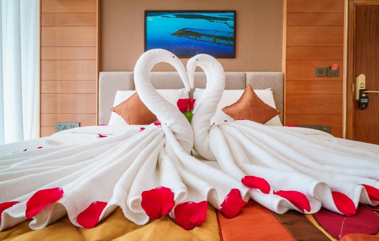Townbridge Hotels & Suites Kochi Kültér fotó