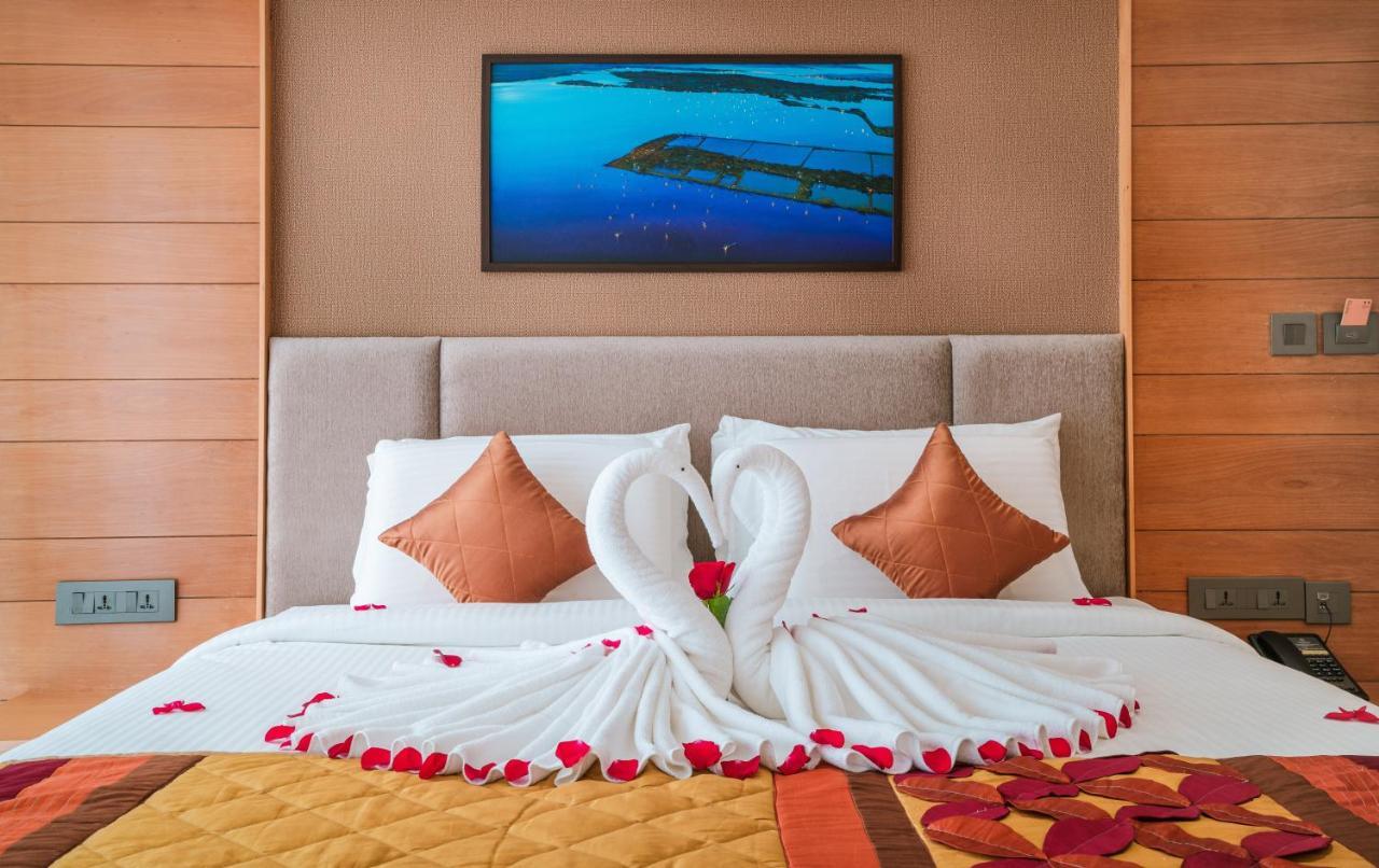 Townbridge Hotels & Suites Kochi Kültér fotó