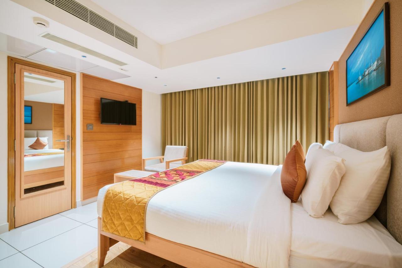 Townbridge Hotels & Suites Kochi Kültér fotó